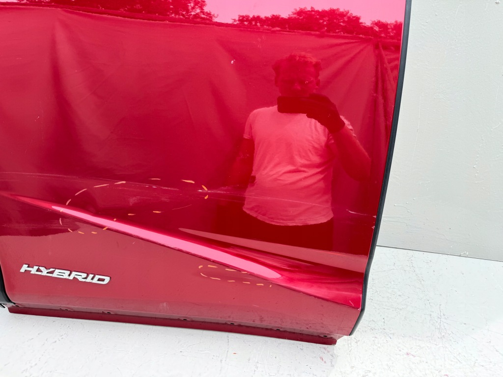 Lexus rx 4 iv 15r- дверь правое  задняя правый  задняя с Разборки