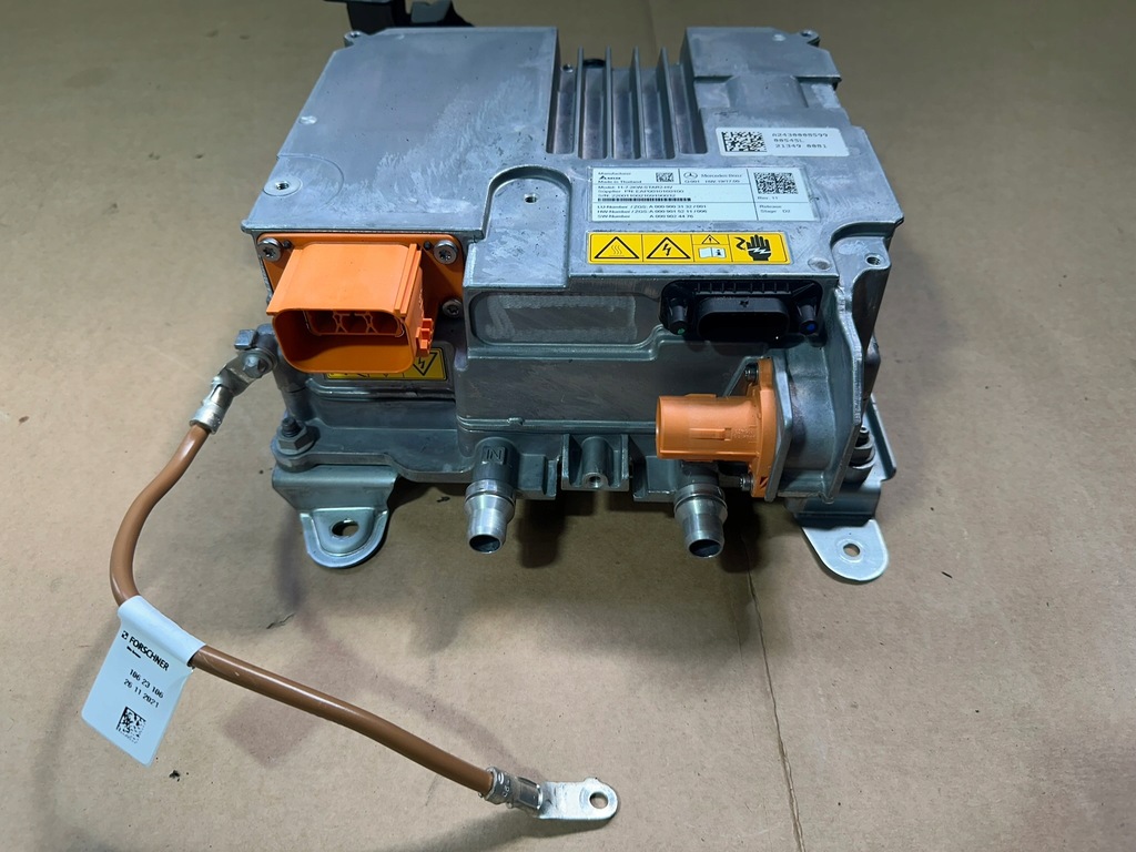 фото №12, Модуль керуючий, блок керування заряджання, інвертор mercedes eqa w243 2021r