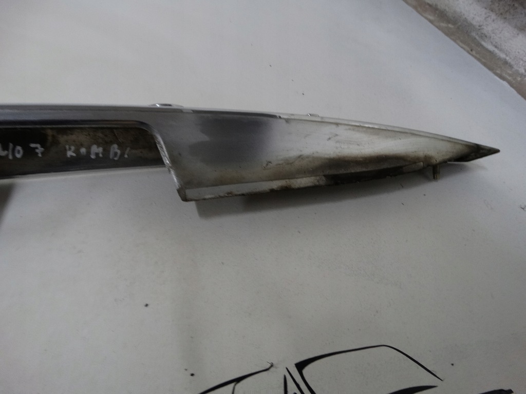 фото №8, Молдинг накладка крышки задняя peugeot 407 kombi