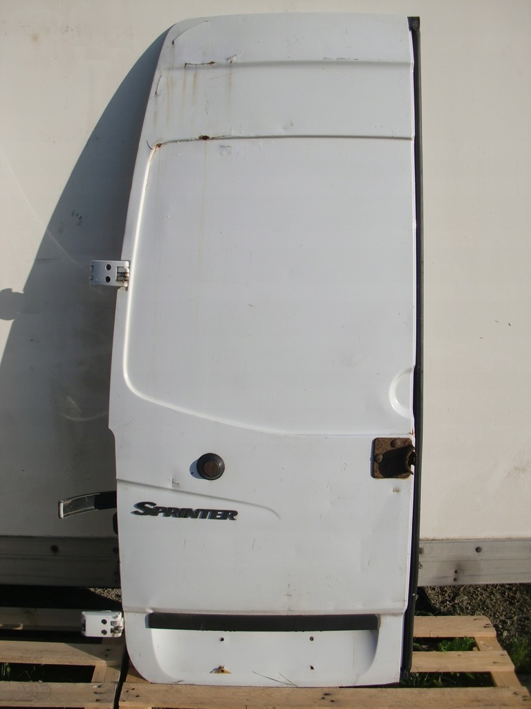 фото №1, Vw crafter mercedes sprinter w906 дверь задняя задние левая высокий