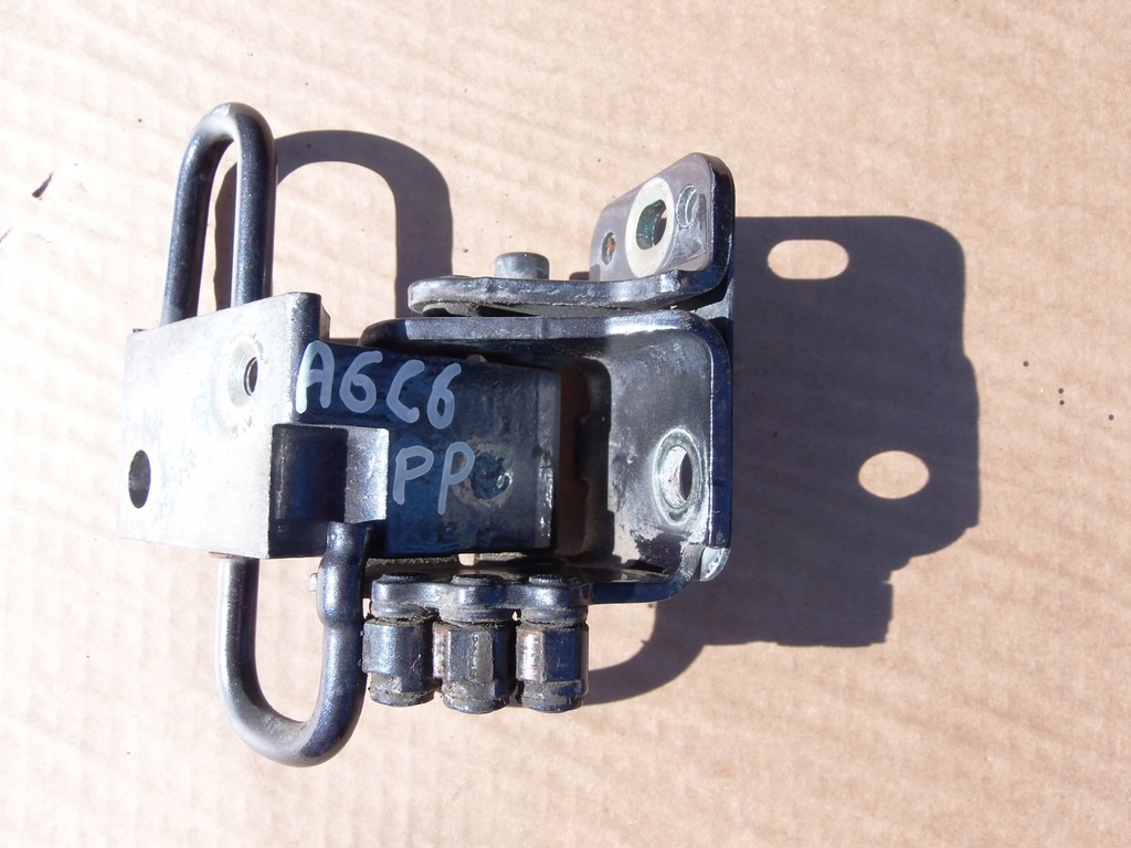 фото №1, Петли дверь правый перед audi a6 c6 eur