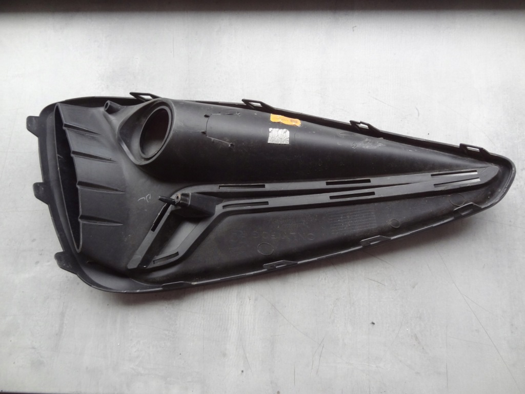 Hyundai i30 рестайлинг  решётка бампера правая 86564-g4520 Недорого