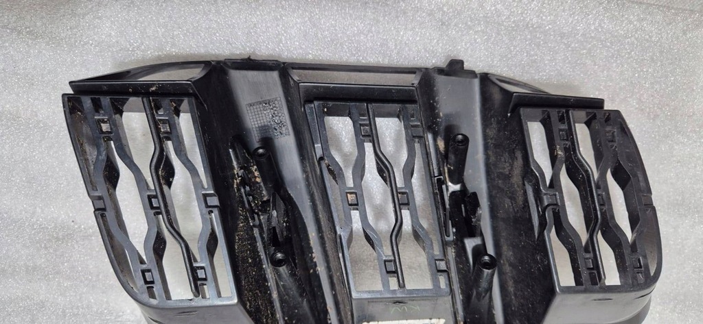 фото №9, Решётка нижняя бампера правая land rover evoque ii