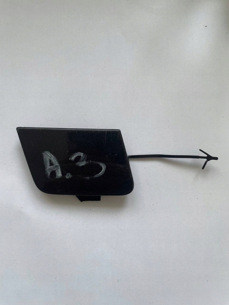 фото №1, Audi a3 8p заглушка фаркоп захист бампера перед 8p4807241