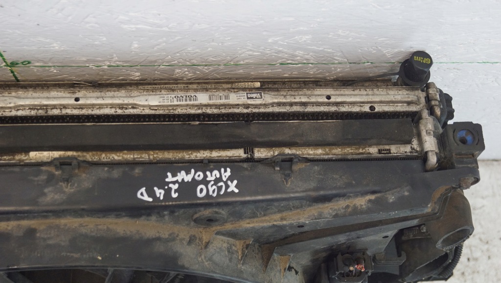 фото №9, Volvo xc90 комплект радиатор вентилятор 2.4d aut