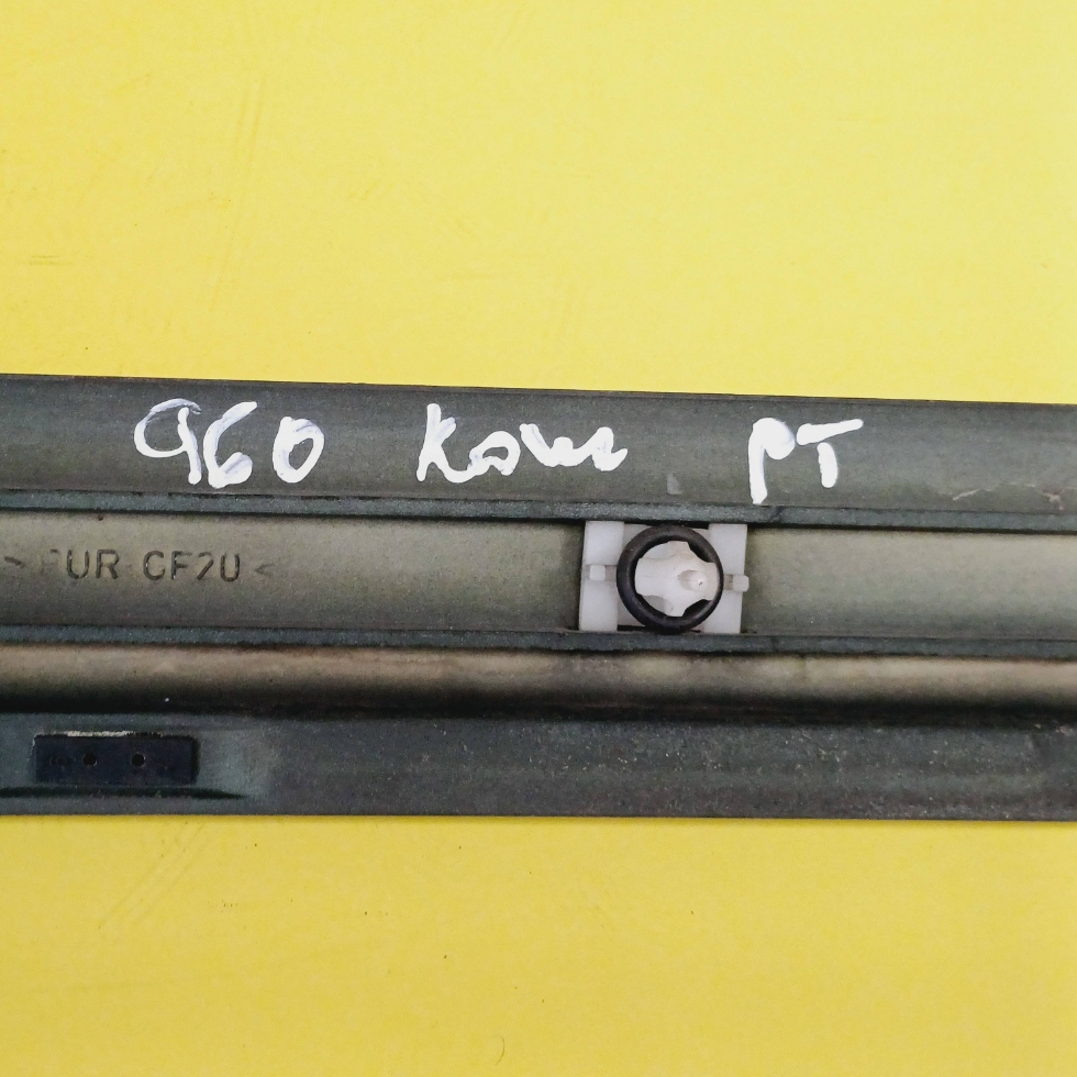 фото №7, Молдинг крыла правый задняя volvo 960 kombi 9126304 nr353