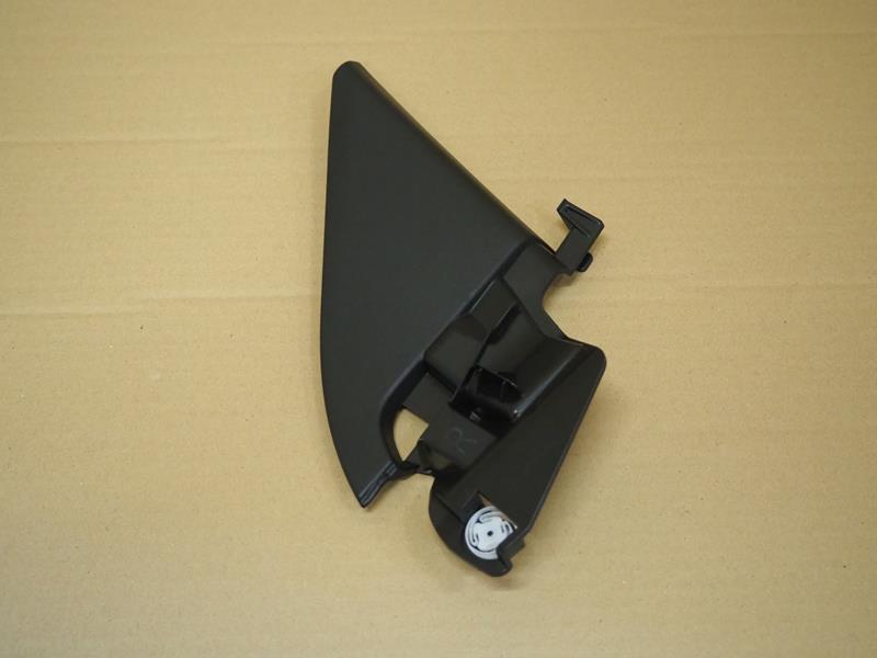 фото №1, Заглушка зеркало дверь правый перед 2008 ii