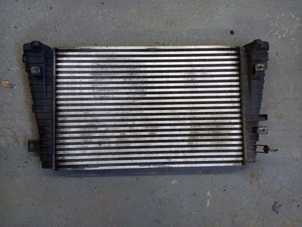 Купить Opel zafira b 1,9 cdti радиатор интеркулер