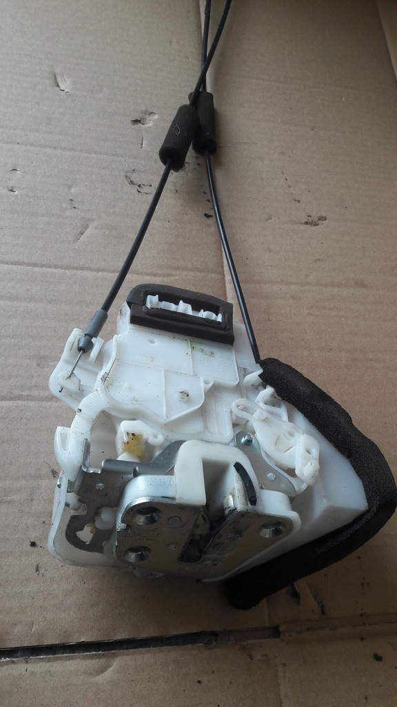 фото №2, Замок задняя правый subaru forester iii sh 08-12r.