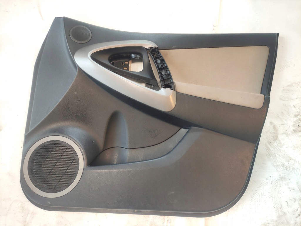 фото №1, Обшивка двері правий перед toyota rav4 iii 2006r