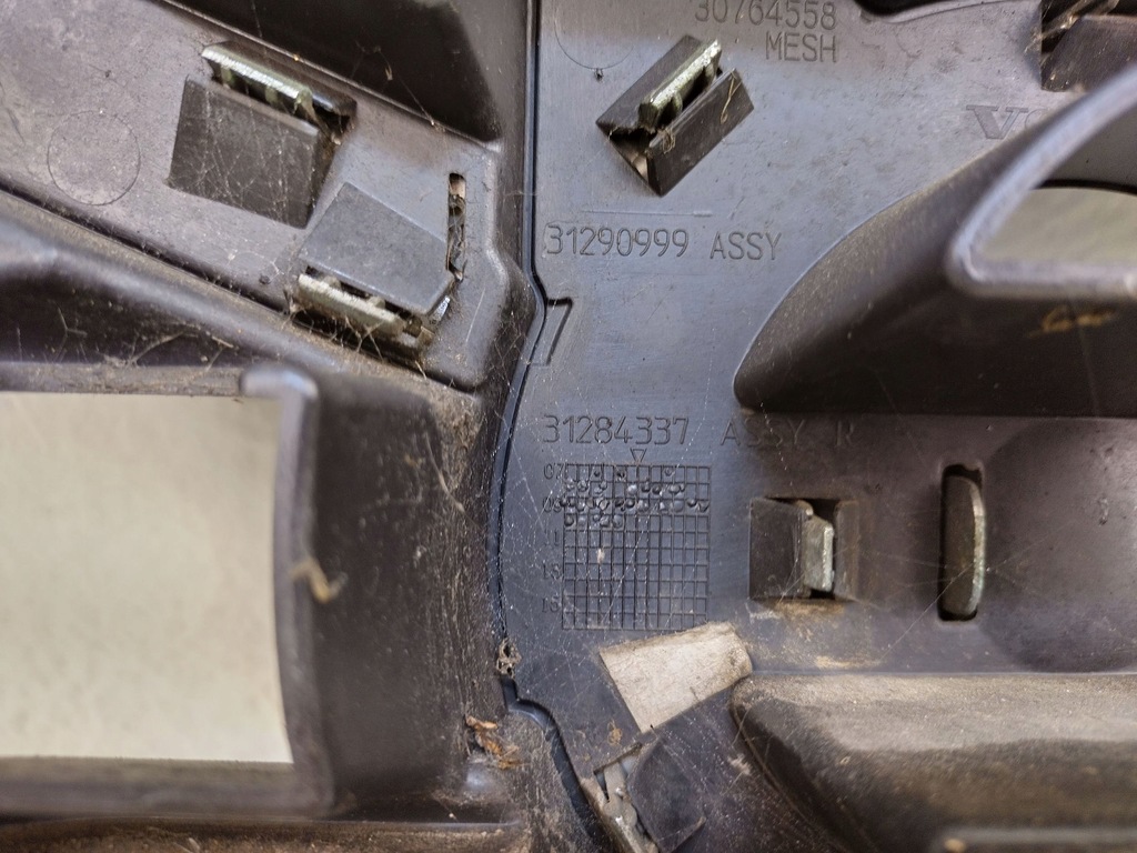 фото №8, Volvo xc60 1 i 08-13 решётка радиатора решётка радиатора радиатора бампера хром 31284337