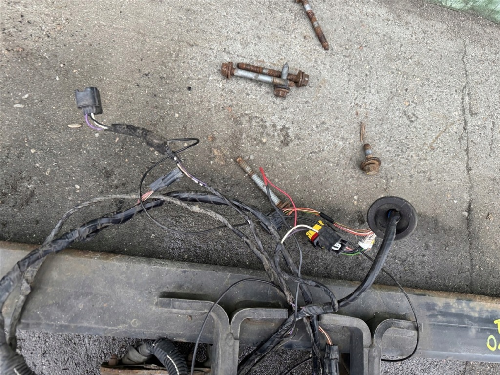 фото №5, Hak буксировочный renault trafic ii 2 iii iv 4 3 01-26 rok