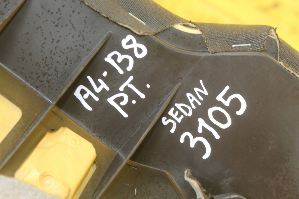 фото №10, Обшивка сиденье правый задняя задний audi a4 b8 8t0857792 nappa soul sedan