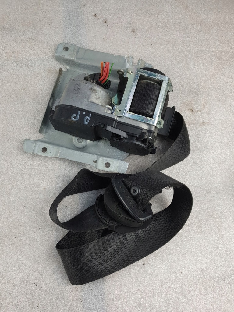 фото №2, Pas безопасности mercedes-benz оригинальный номер a2518607685