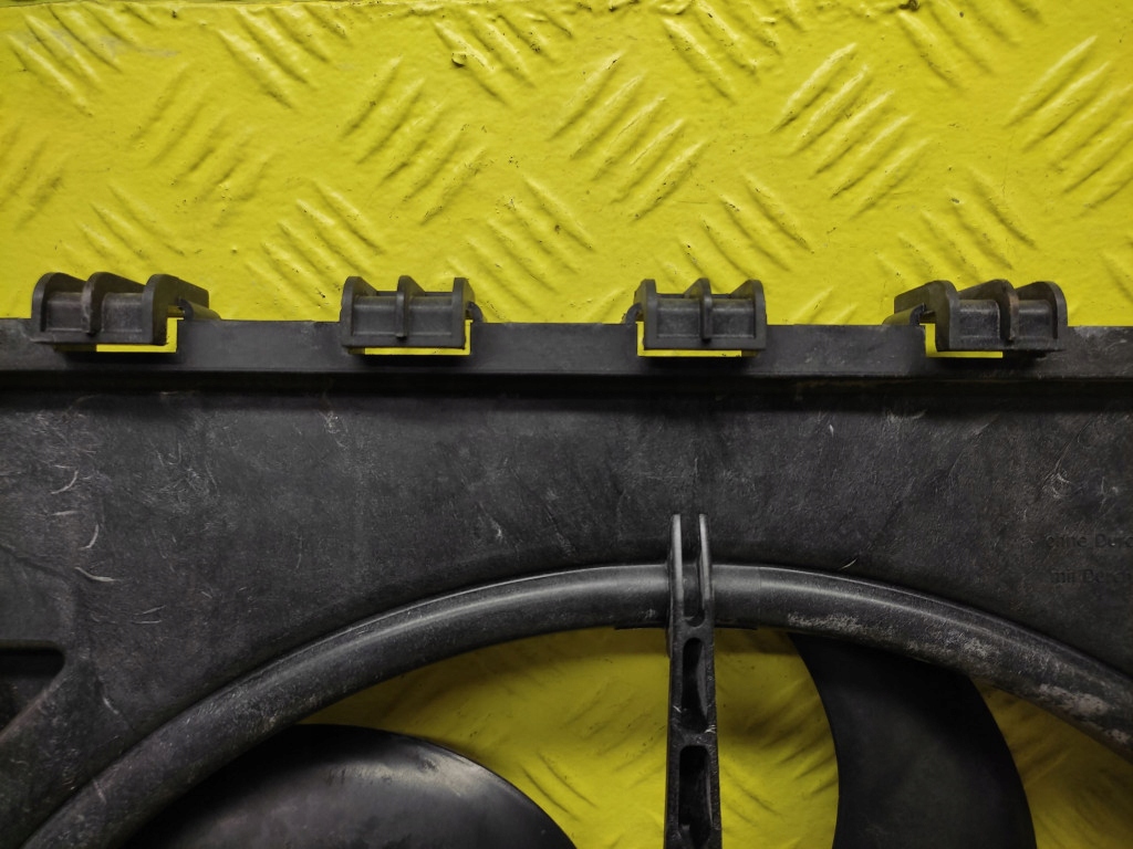 Mercedes vito 2.3 d вентилятор радиатора 6385000493 в Украине