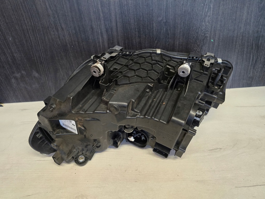 Фара правый  передняя адаптивный led bmw x3 g01 x3m f97 x4 g02 x4m f98 8739654 Доставка
