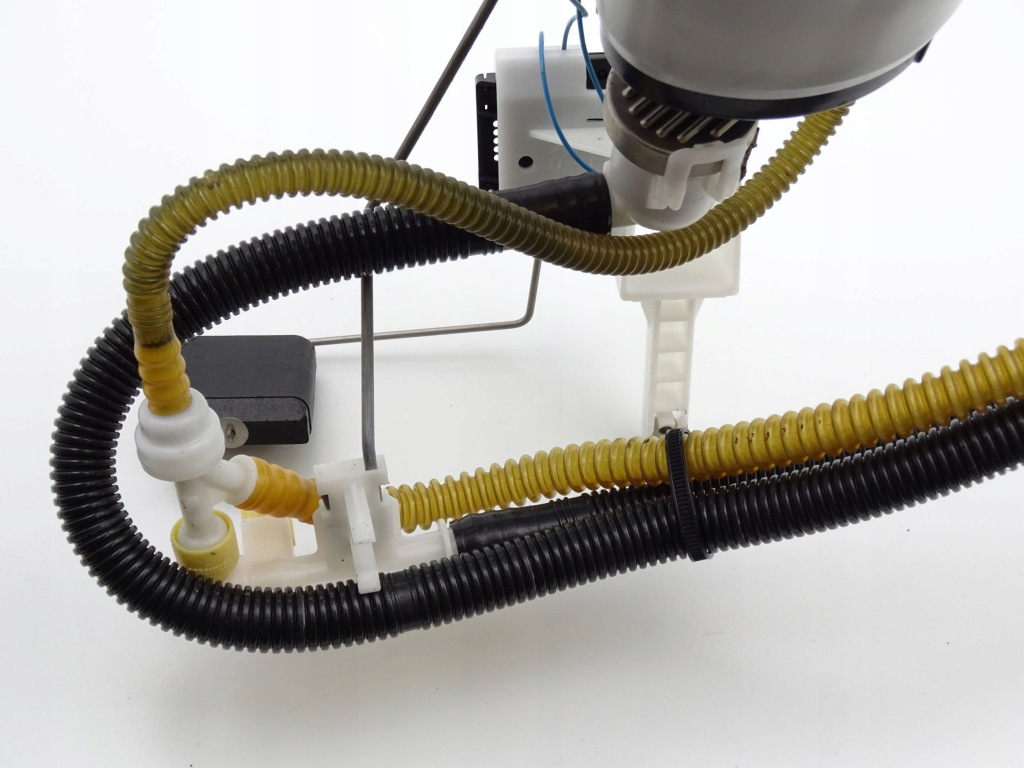 Датчик уровня топлива bmw 1 e81 e87 1.6b 6763851 nr58 Киев