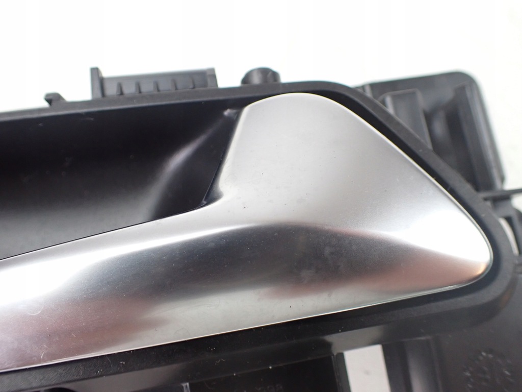 фото №2, Ручка внутренняя правая opel crossland 13484998