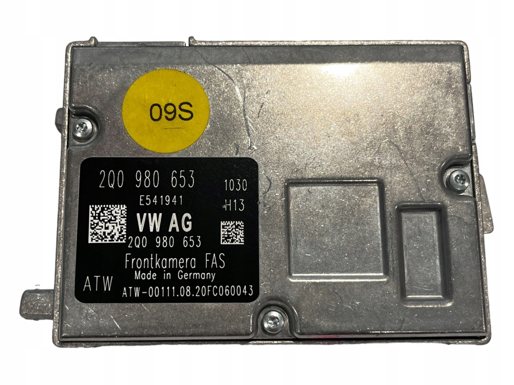 фото №1, Skoda karoq камера перед ассистент 2q0980653b c