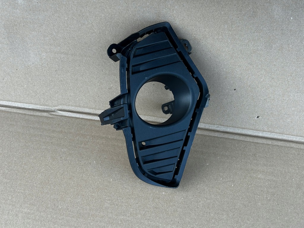 фото №1, Toyota rav4 правая karatka бампера перед передняя