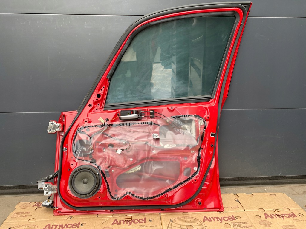 фото №8, Suzuki sx4 дверь правое передние zcf