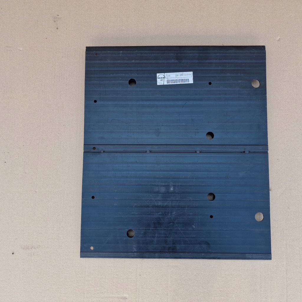 фото №1, Man бризковик мат крила 81664100196