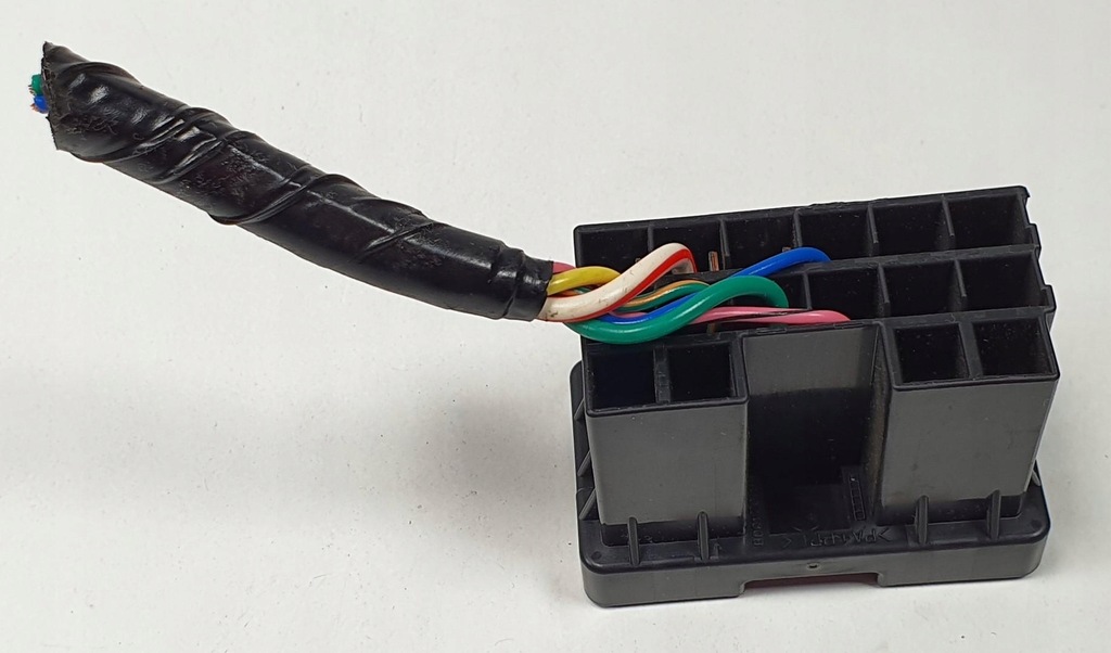 фото №2, Коробка запобіжників mazda rx-8