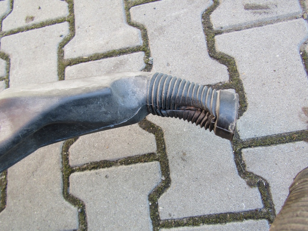 Купить 4 mercedes w126 труба шланг воздуха отопления w туннель средний