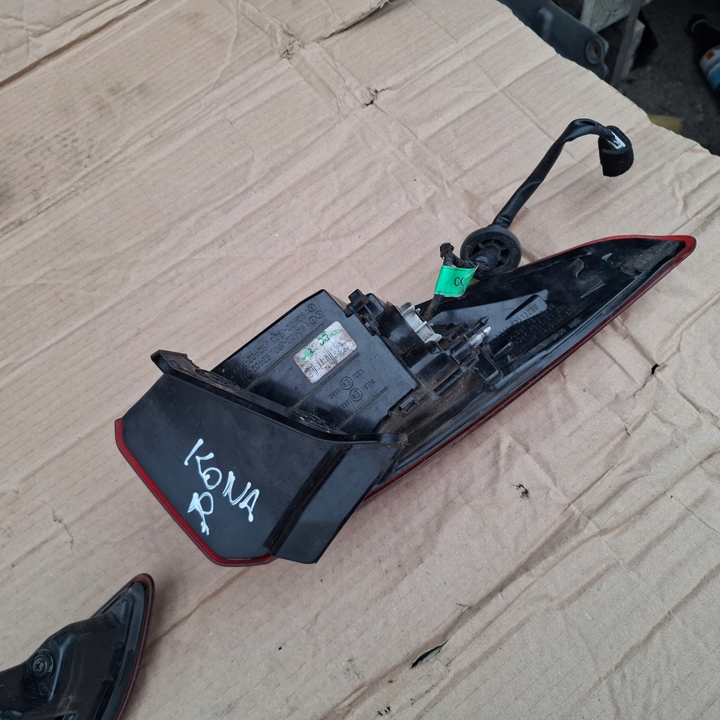 фото №9, Hyundai kona лампа задня комплект 4szt ліва права w крила + кришка багажника