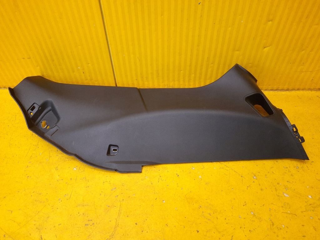 фото №1, Maserati levante захист сидіння права 670040379