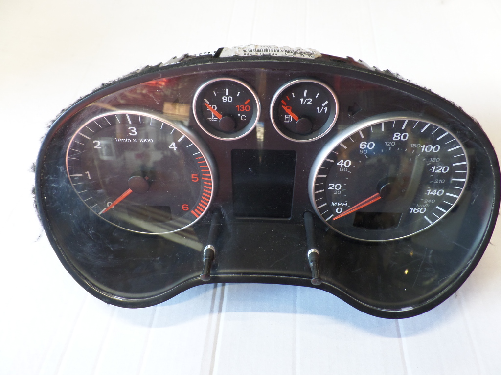 фото №1, Audi a3 8p 2.0 tdi счетчик приборы 8p0920980h