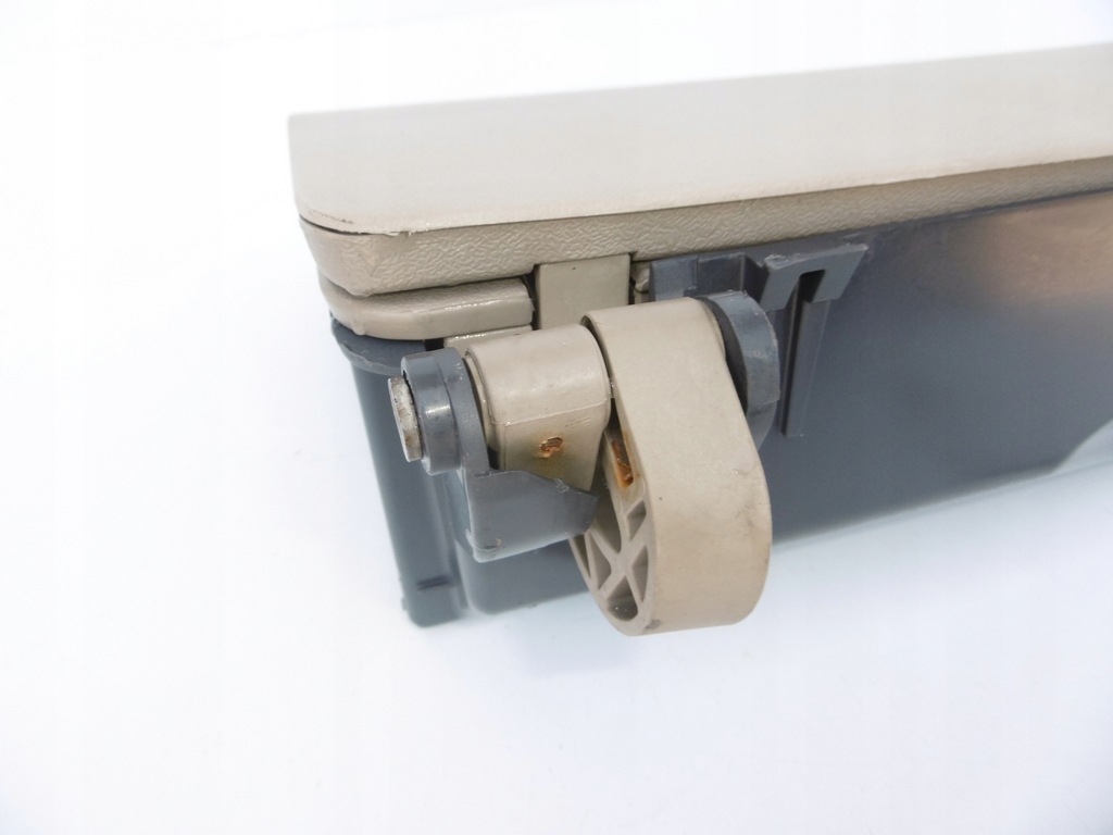 фото №9, Бардачок полка верхний + защита козырёк scania r 1486388