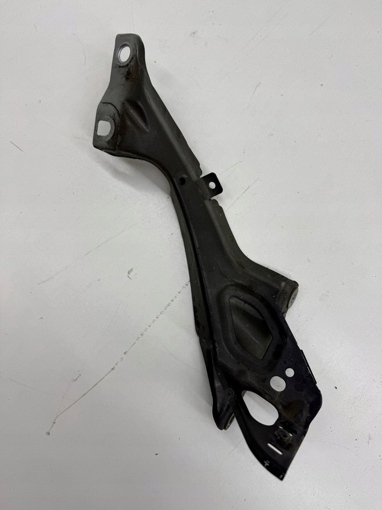 фото №9, Audi a6 s6 c7 кронштейн кронштейн крыла правый перед цвет ly9b