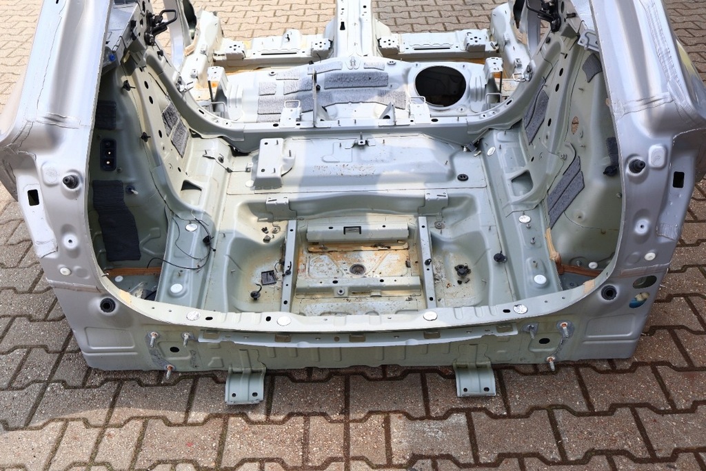 фото №6, Volvo xc60 ii чверть кузов задня крила правий лівий