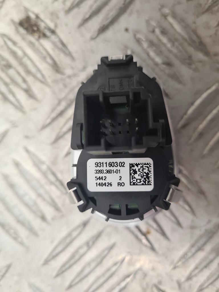 фото №3, Bmw f45 кнопка запуск стоп 9311603