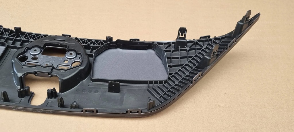 фото №11, Nissan leaf ii lift решётка радиатора решётка радиатора оригинал