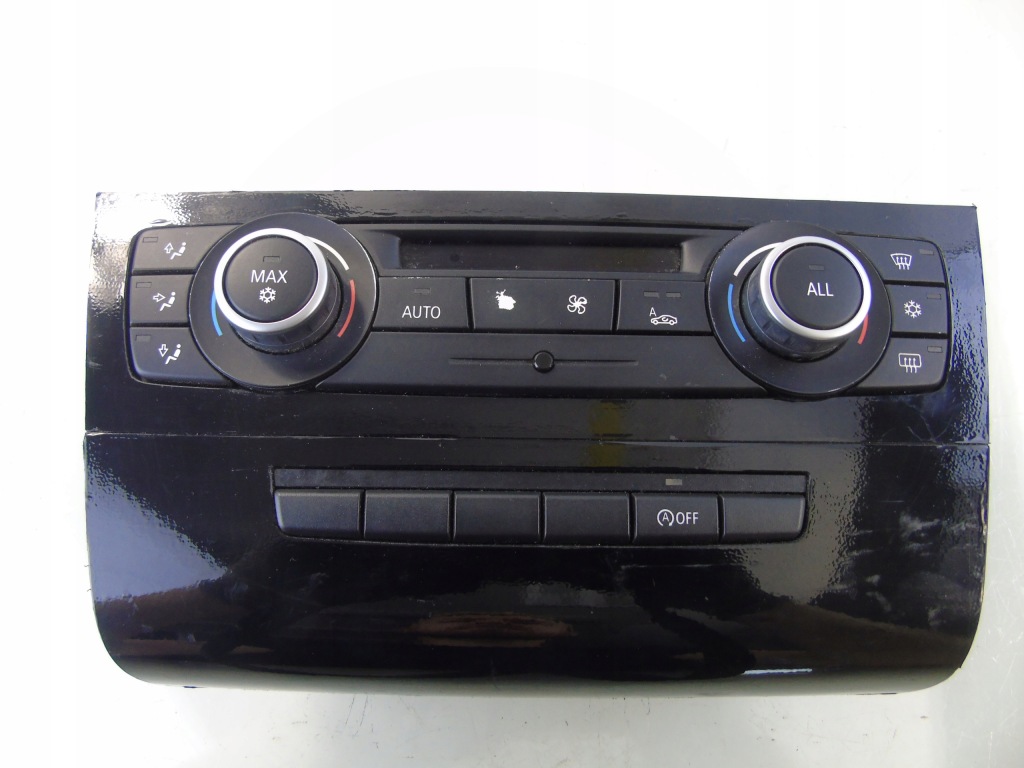 фото №1, Панель обдув кондиціонера bmw e82 9221853