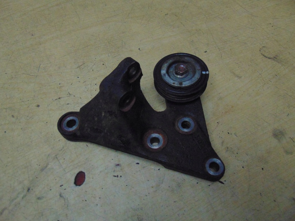 фото №1, Натягувач ремінь toyota prius ii 2002- 1.5 hybrid 12315-21050