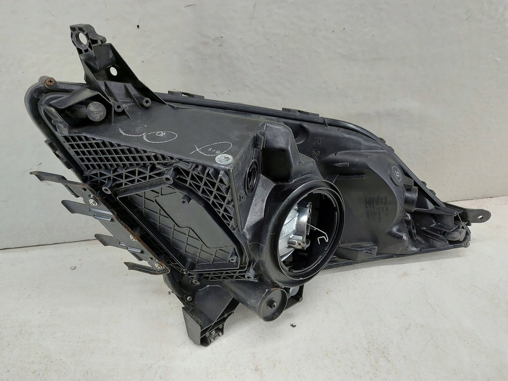 фото №11, Toyota prius 03-07 правая лампа передняя перед фара