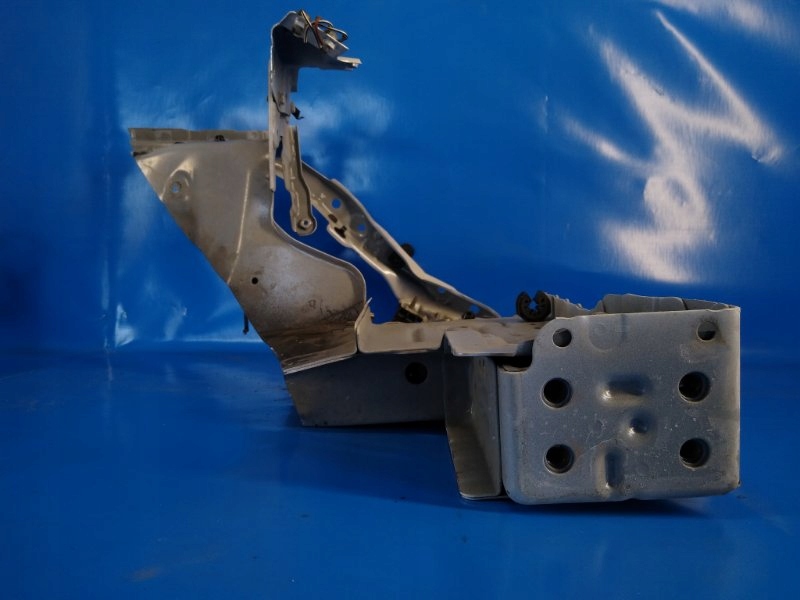 фото №4, Лонжерон przed. правый. toyota prius plus 11-14 53213-47040