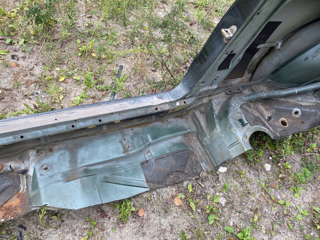 фото №5, Чверть задня права поріг bmw e30 coupe вузька лампа