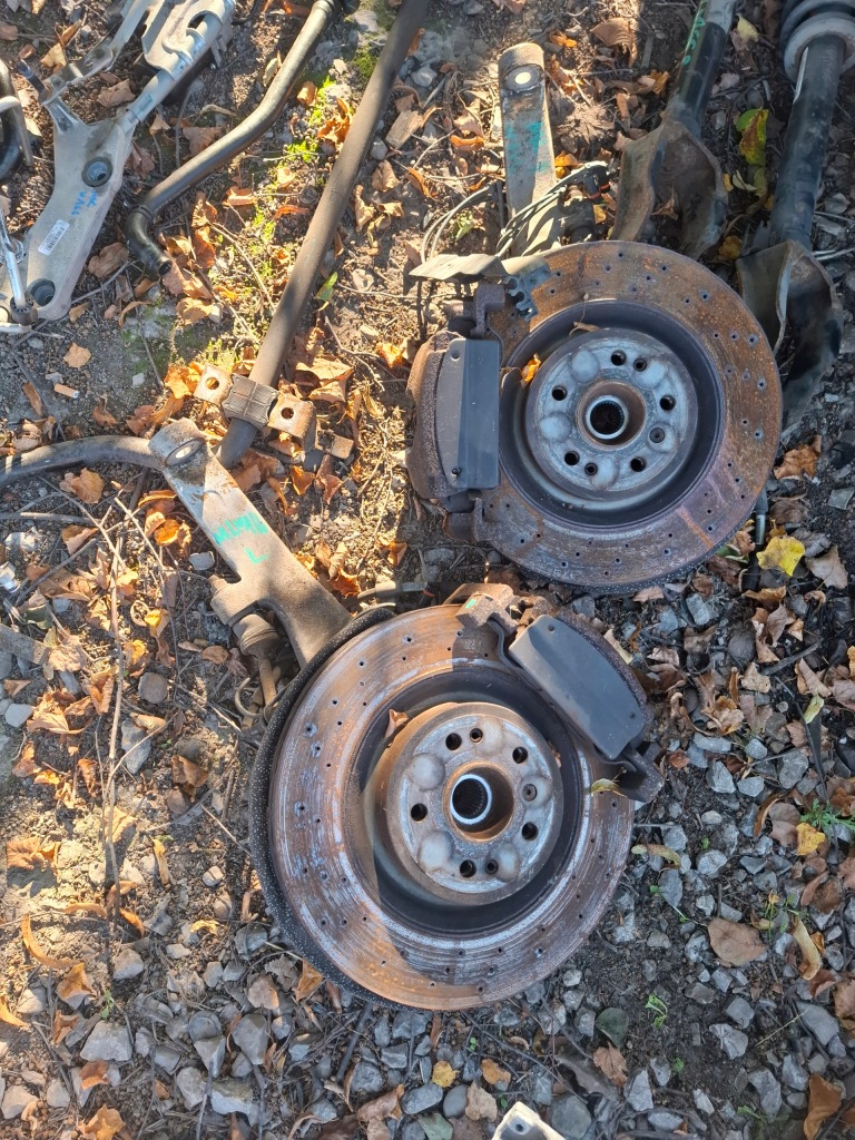 Купить Mercedes w166 ml ступица поворотный кулак левая правая перед 16609 16610 комплектная