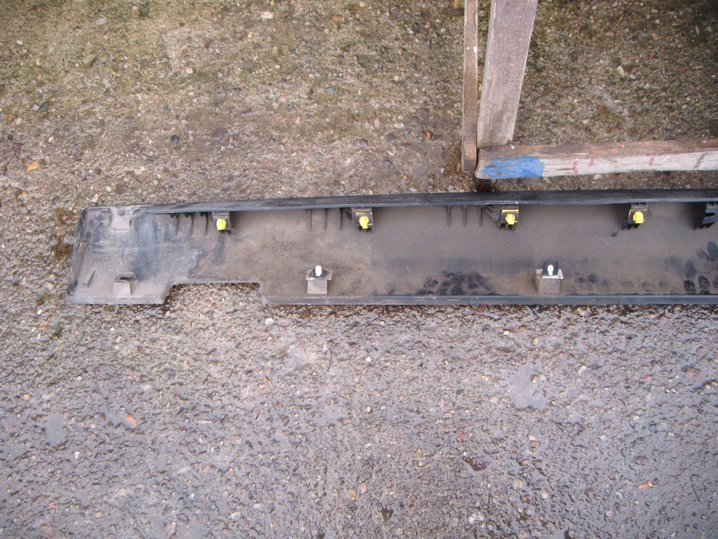 фото №12, Kia stonic 17- молдинг порог правая 87754-h8400