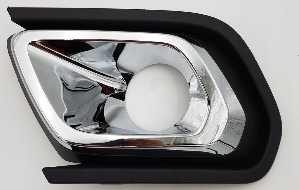 фото №1, Dacia sandero решітка радіатора решітка na протитуманна фара