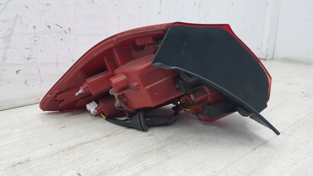 фото №2, Kia ceed ii fl лампа правий задня hb