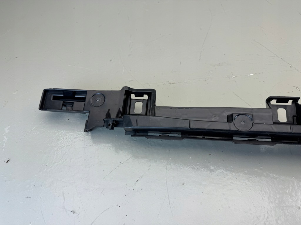 фото №7, Mercedes w254 c254 молдинг підсилювач бампера перед a2458853902