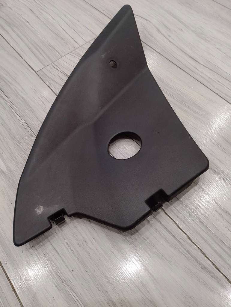 фото №1, Защита лампы citroen ds5 правая 9800525777