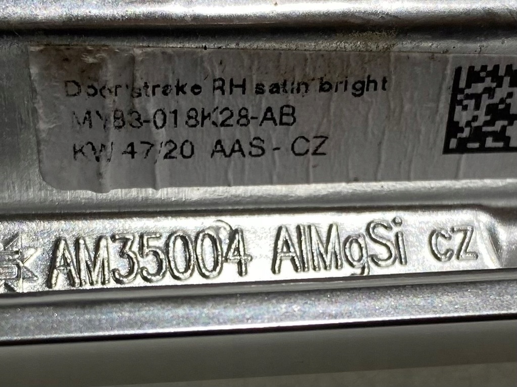 фото №6, Aston martin ручка rh кронштейн my83-018k28-ab