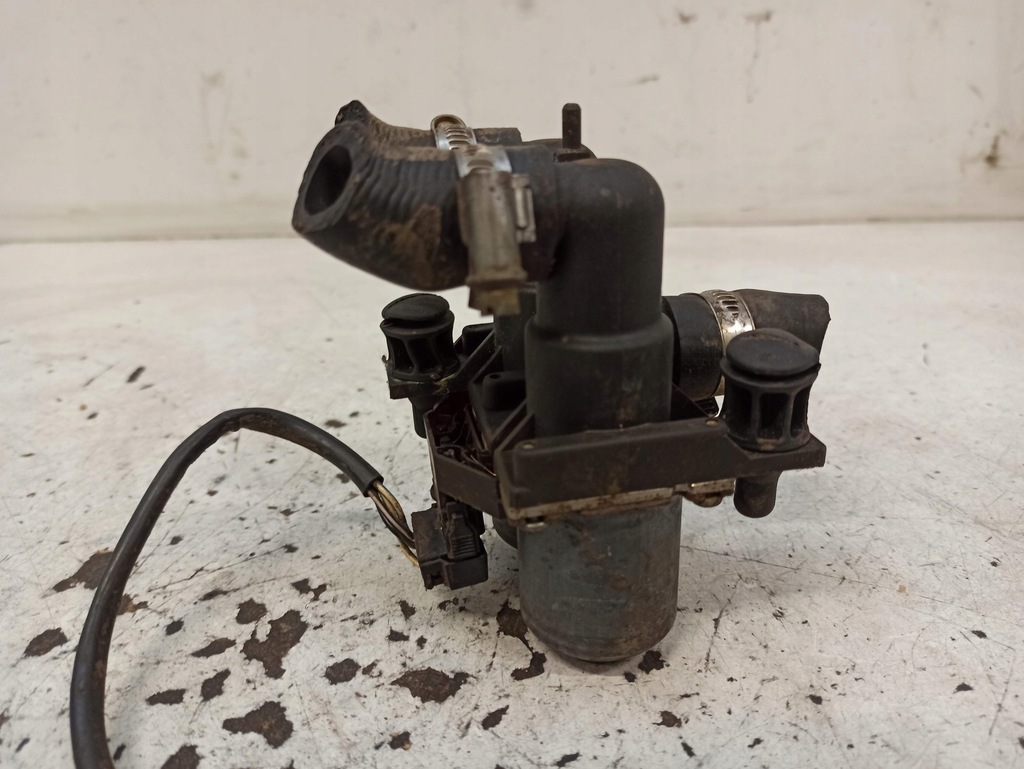 фото №7, Bmw 7 e65 3.0 d электроклапан 1147412015