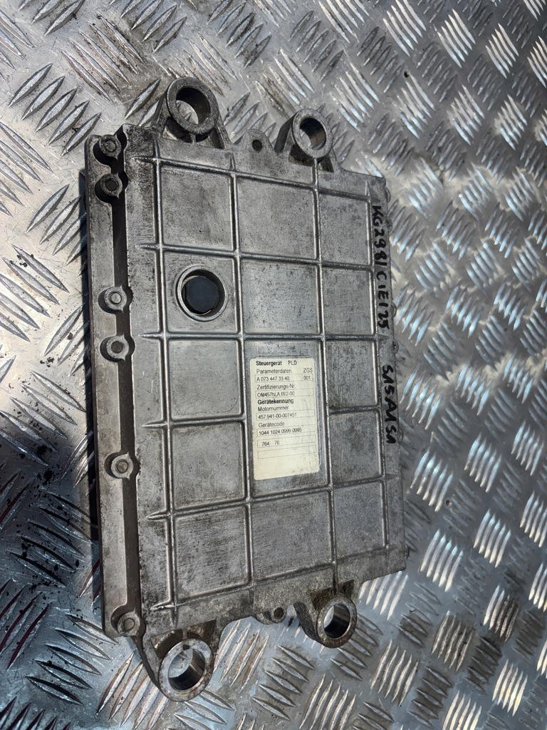 фото №9, Блок керування двигуна mercedes a0734473340